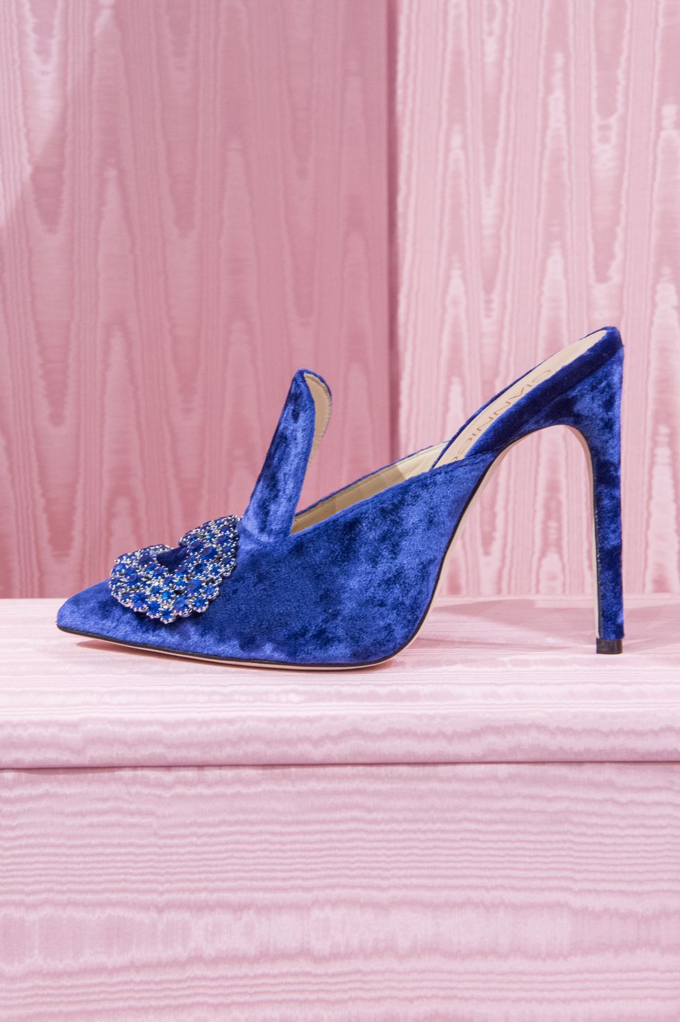 Footwear, Blue, Slingback, Cobalt blue, High heels, Shoe, Slipper, Purple, Electric blue, Sandal, 