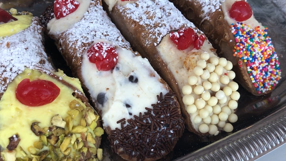 Food, Cuisine, Cannoli, Dish, Pastry, Ingredient, Baked goods, Dessert, Produce, Italian food, 