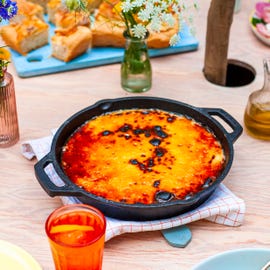 giant crème brûlée