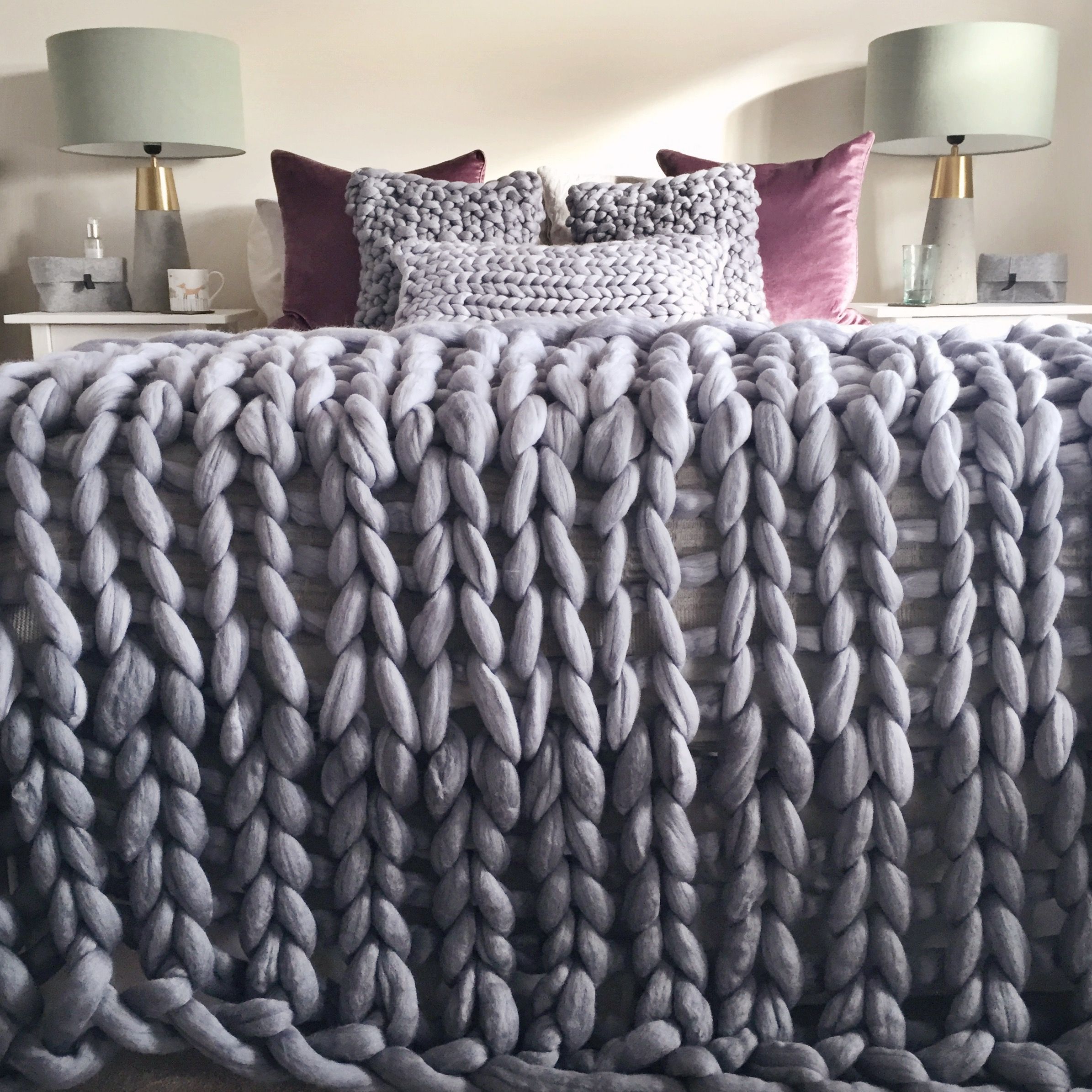 Ombre chunky knit online blanket