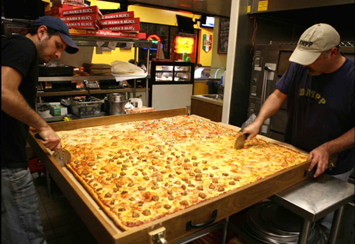 preview for Pizza Lovers: You’ve Got to Check Out This Insane Cake!