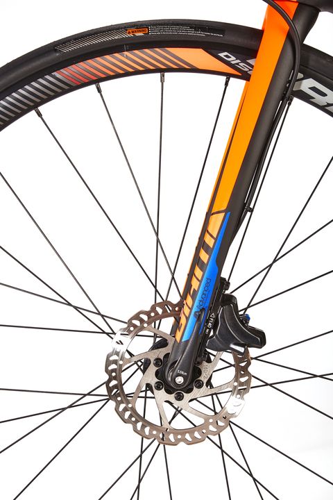 Bicycle wheel, Bicycle tire, Bicycle part, Bicycle, Spoke, Bicycle drivetrain part, Bicycle frame, Vehicle, Wheel, Bicycle fork, 