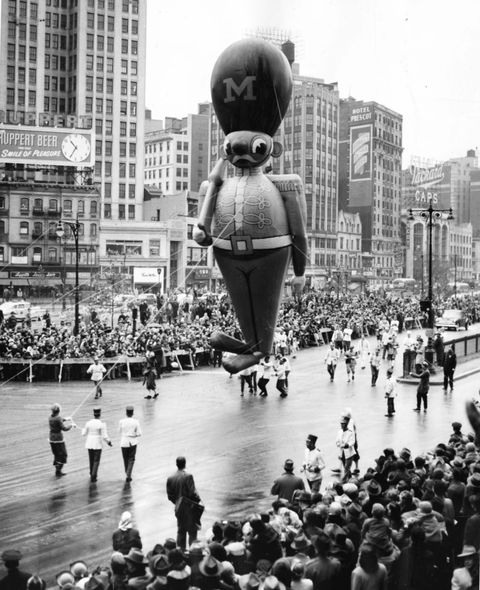 toy solider balloon at 1950 macy thanksgiving parade