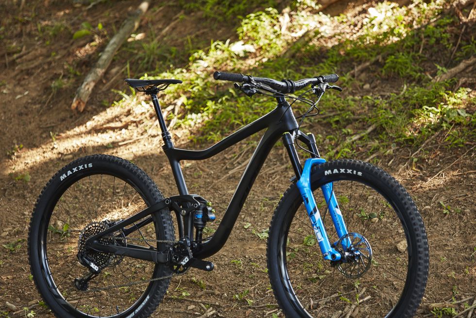 These new Fox 38's 😍  Best mountain bikes, Downhill bike, Mountain bike  brands
