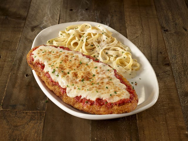 olive garden giant chicken parmigiana