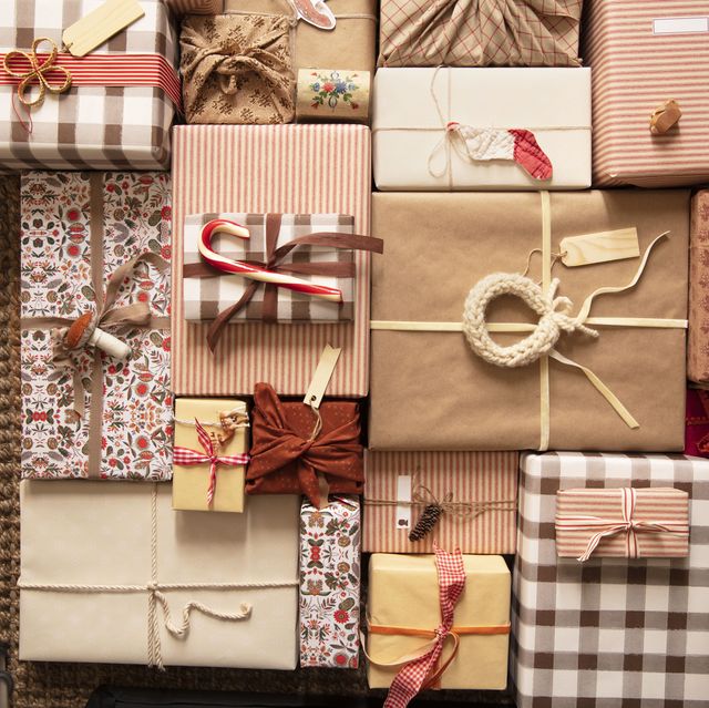 68 Inexpensive Gift Ideas for Students - Holidays, Birthdays & More