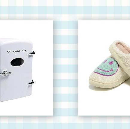 23 Super Cool Gifts For 12 Year Old Girls That She'll Be Totally