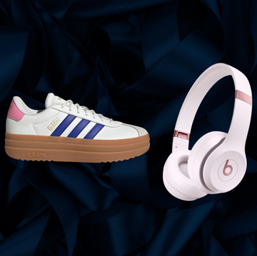 gifts for 16 year old girls- songmics 4 layer makeup organizer adidas vl court sneakers beats solo 4 songmics 4 layer makeup organizer adidas vl court sneakers beats solo 4