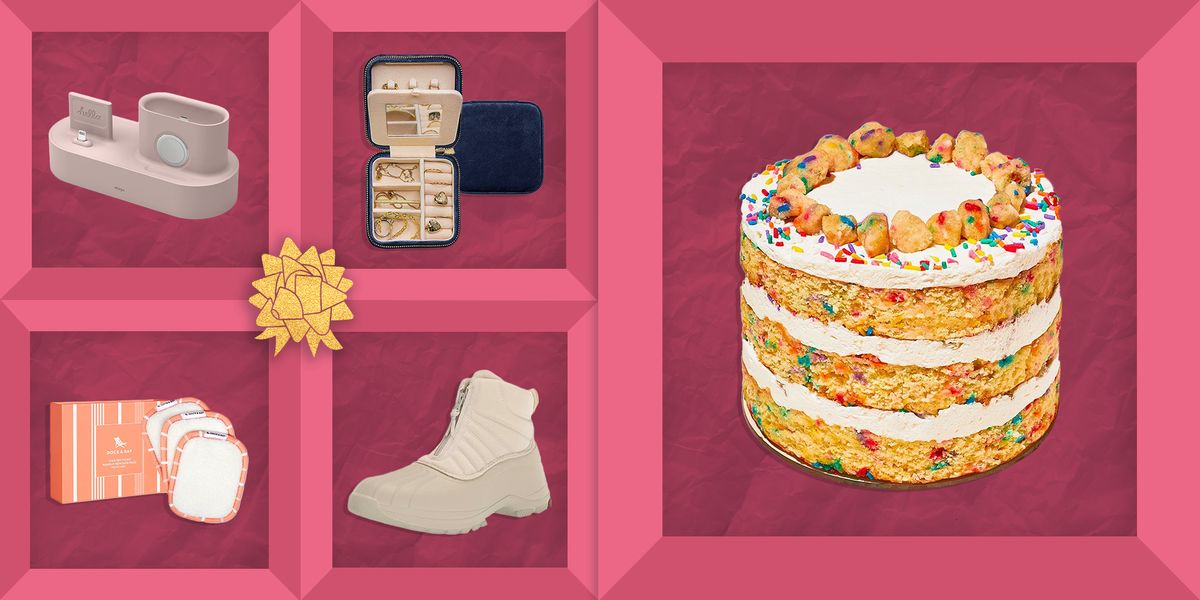 charging station, travel jewerly box, funfetti cake, sperry boots, reusable makeup wipes