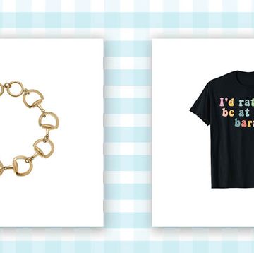 a gold horsebit bracelet and a black t shirt with a white and blue background