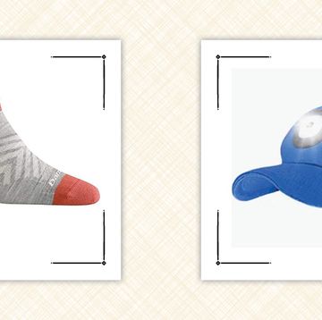 gifts for runners socks and hat