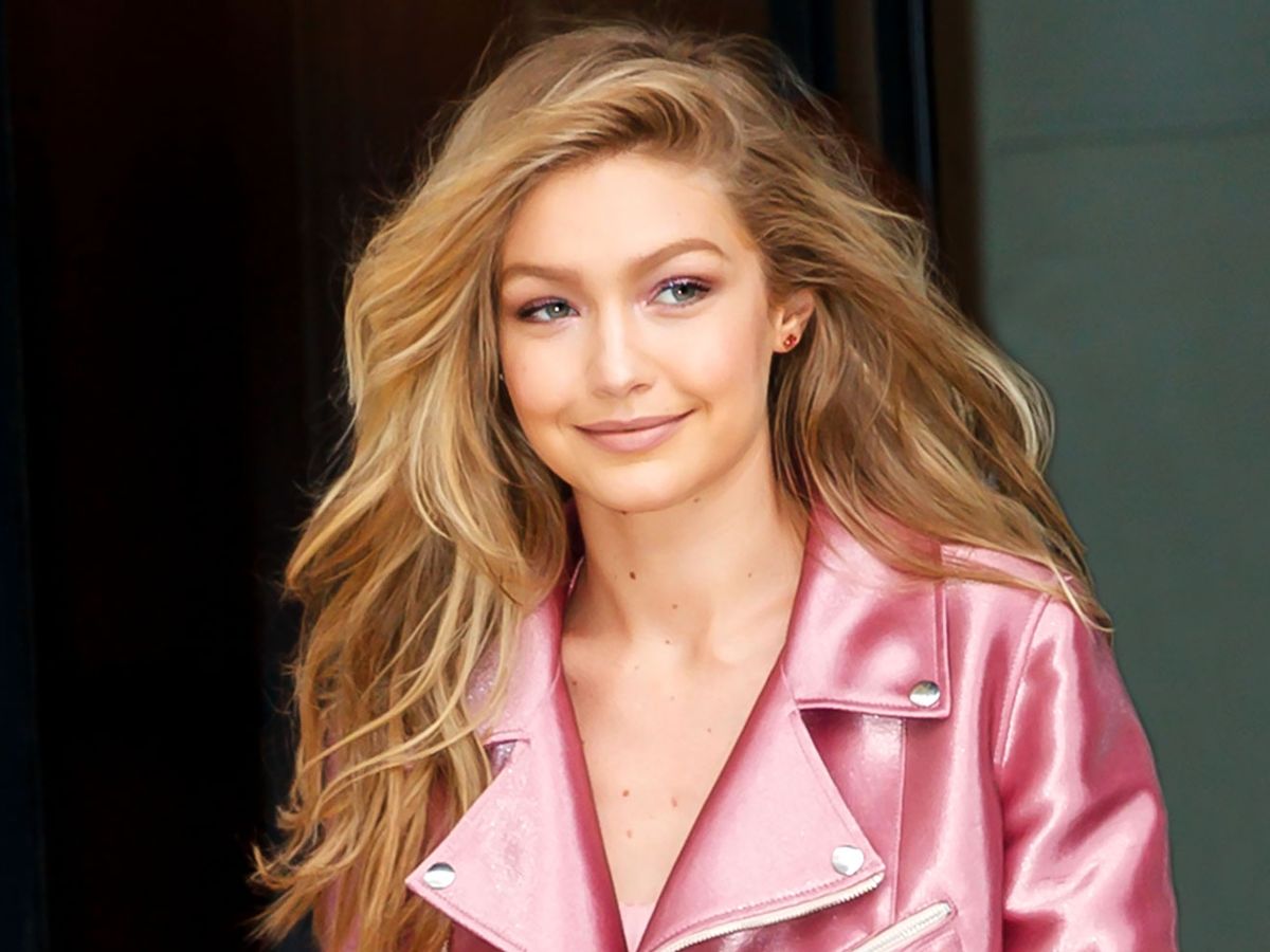 Gigi Hadid Just Wore the Perfect Pink Outfit