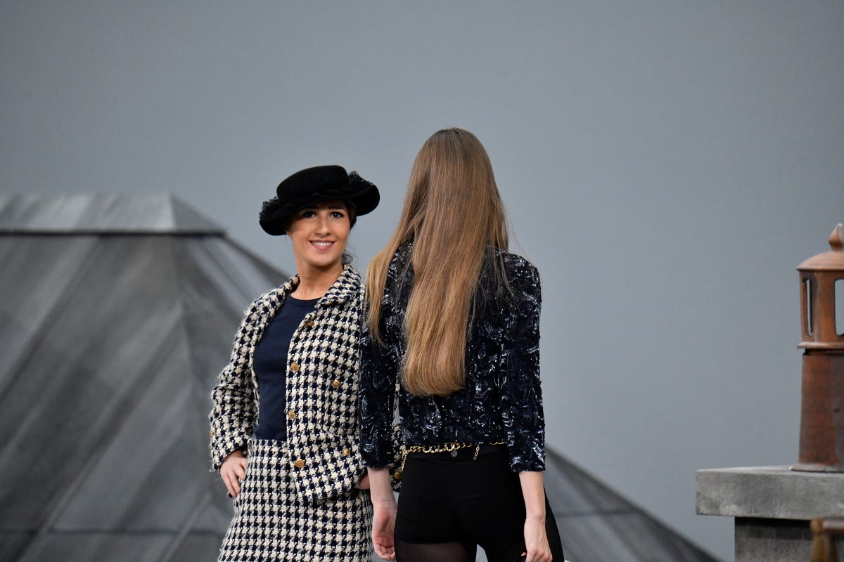 Someone Crashed the Chanel Show During Paris Fashion Week—And Gigi Hadid  Was Not Having It