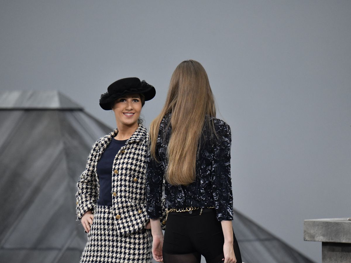 Gigi Hadid Confronts Chanel Runway Crasher at Paris Fashion Week