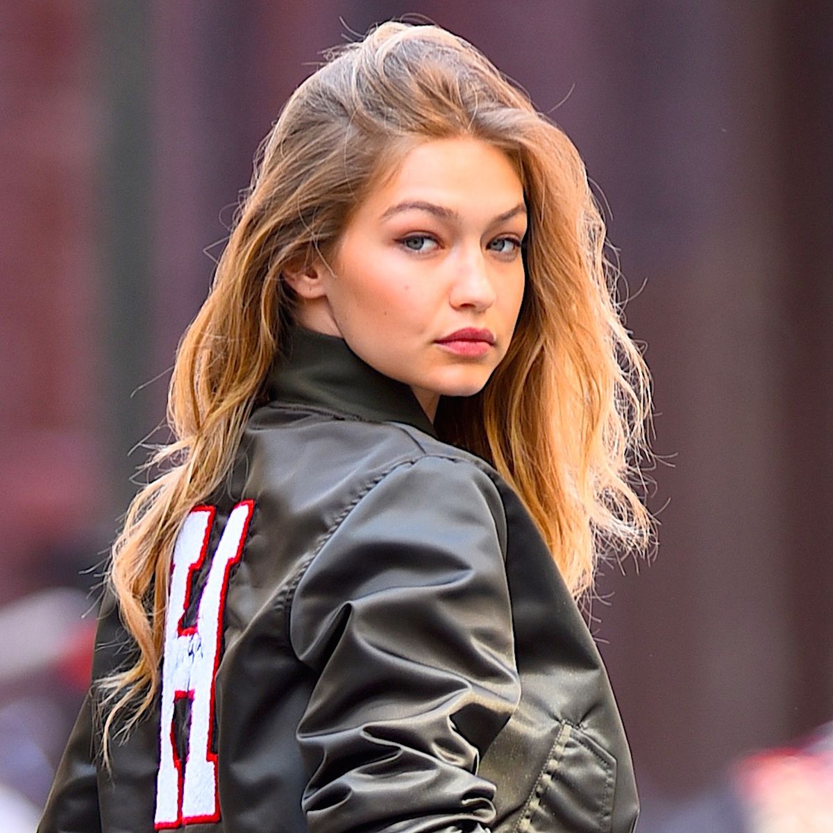 Gigi Hadid's Experimental Burgundy Eye Shadow at SI party – The Hollywood  Reporter