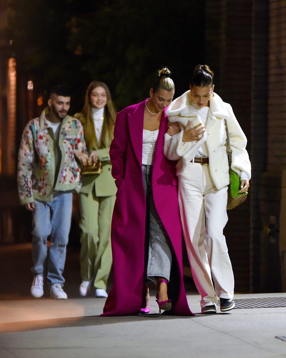 preview for Gigi and Bella Hadid’s Sweetest Sister Moments