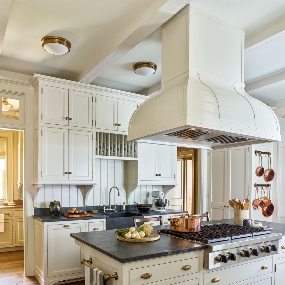 19 Stylish White Kitchen Ideas & Designs