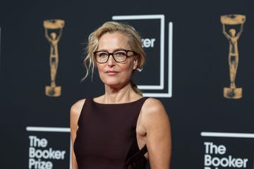 gillian anderson burgundy dress