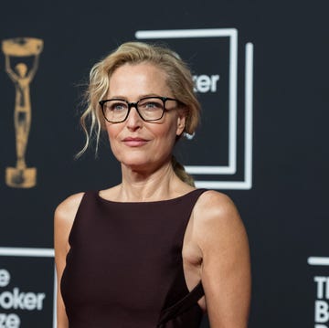 Booker Prize 2024 gillian anderson gillian anderson burgundy dress