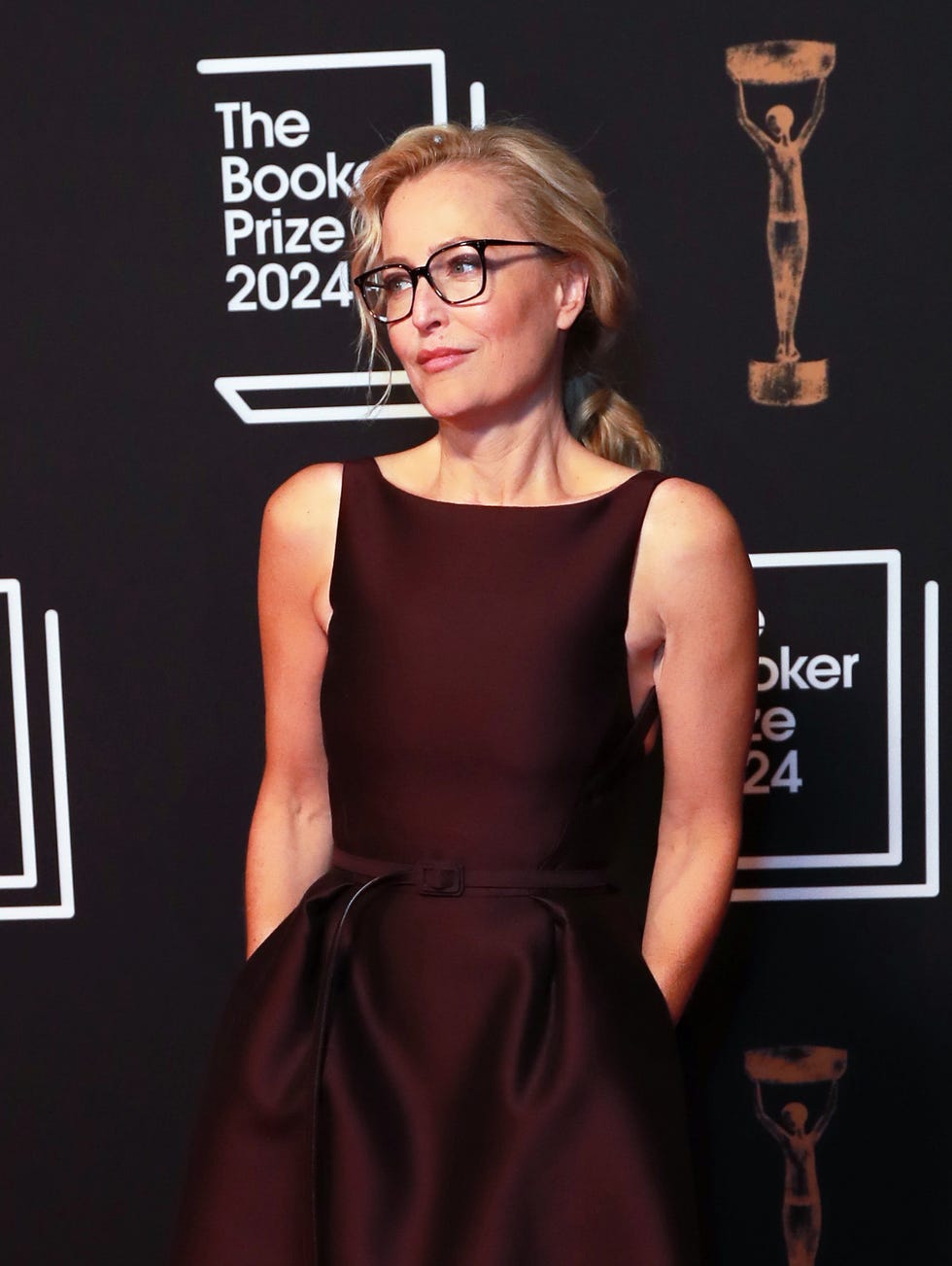 gillian anderson burgundy dress