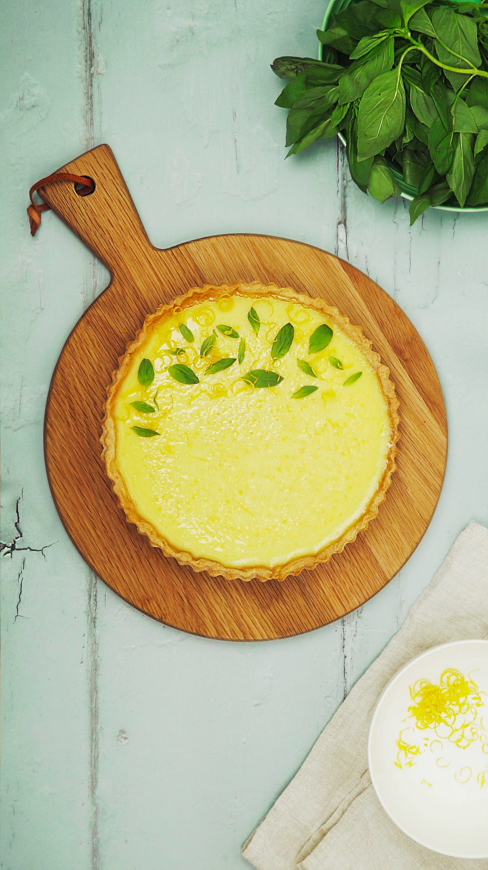 Gin basil smash tart