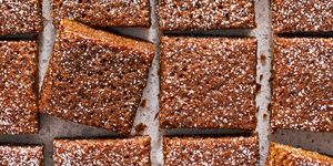 gingerbread blondies dusted with powdered sugar