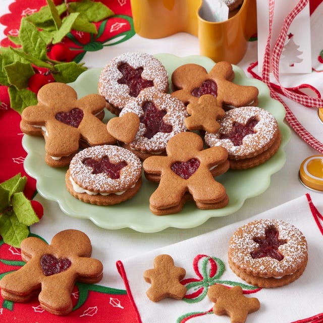 Gingerbread Pan Cookie - THREECOOKINGSISTERS