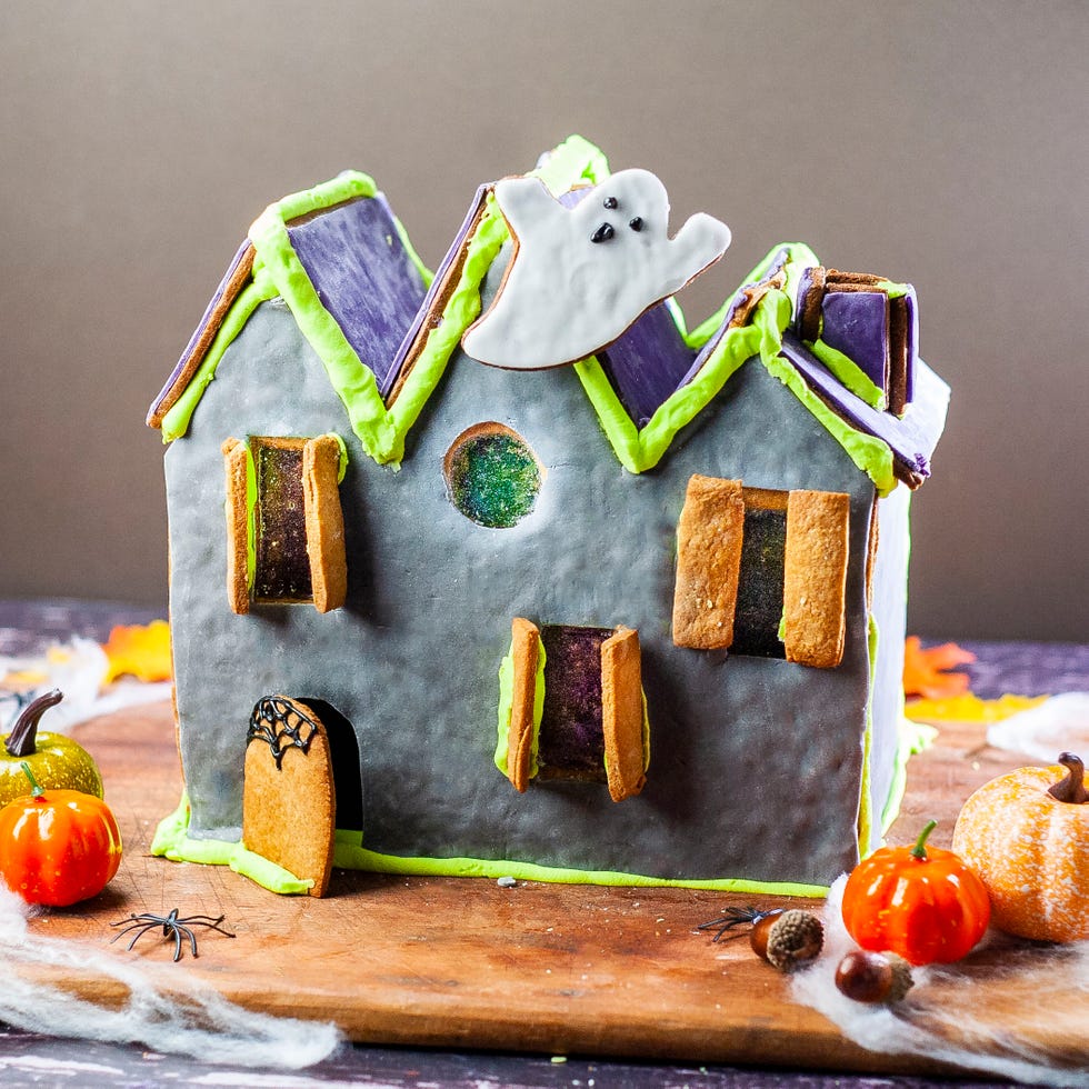gingerbread haunted house