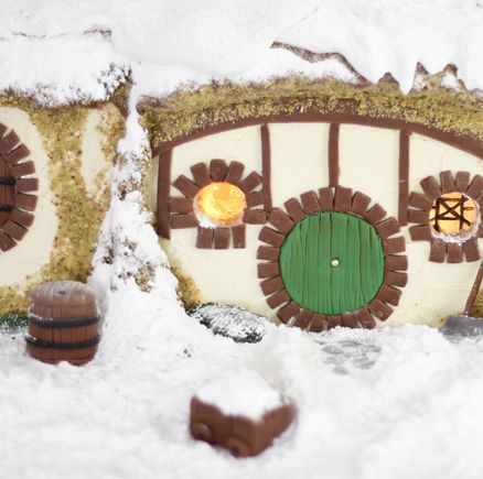 gingerbread house hobbit hole