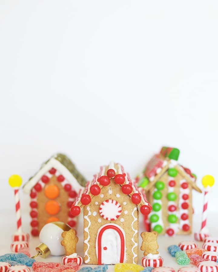 gingerbread house ideas mini graham cracker