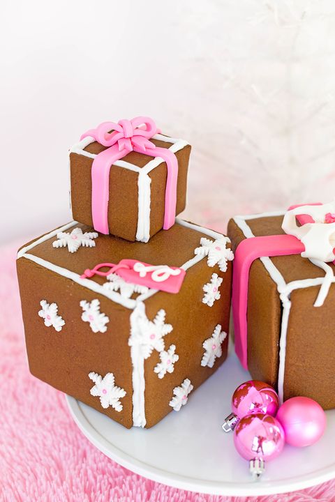 gingerbread house ideas presents