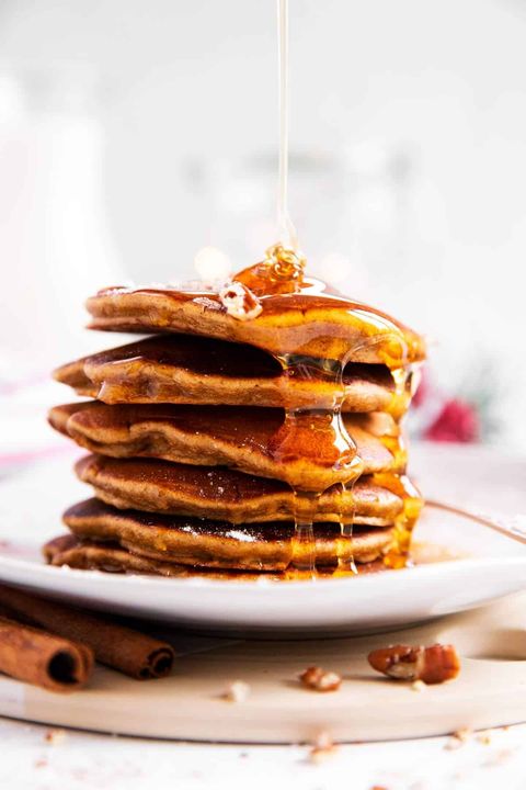 gingerbread pancakes with syrup