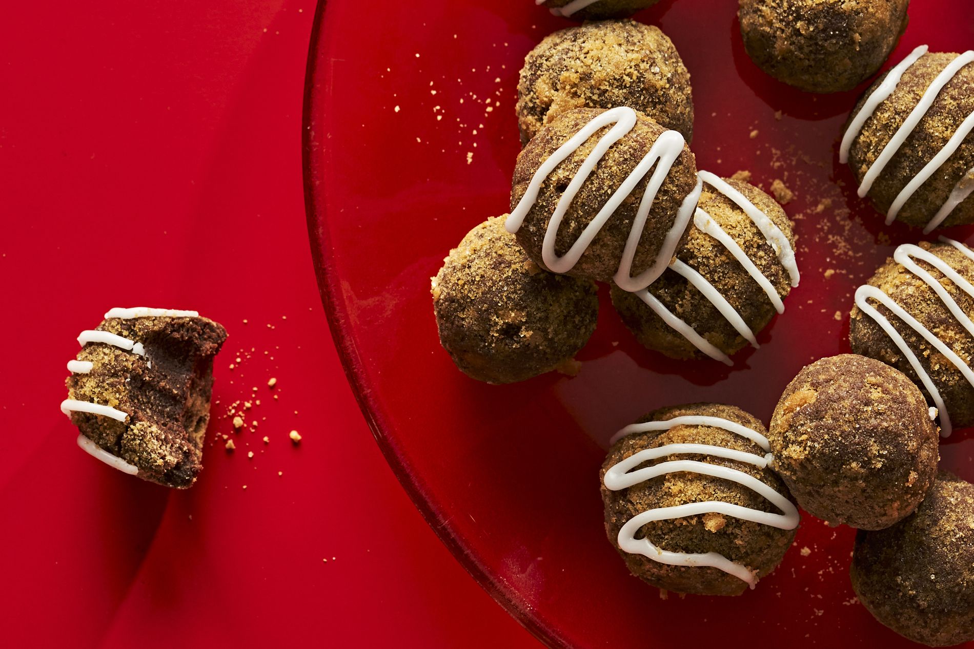 Gingerbread Cookie Cups - Celebrating Sweets