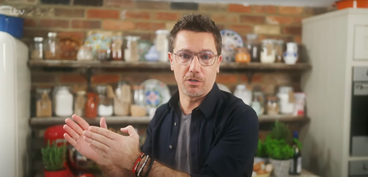 Gogglebox fans retch over Gino D'Acampo's spaghetti bolognese recipe
