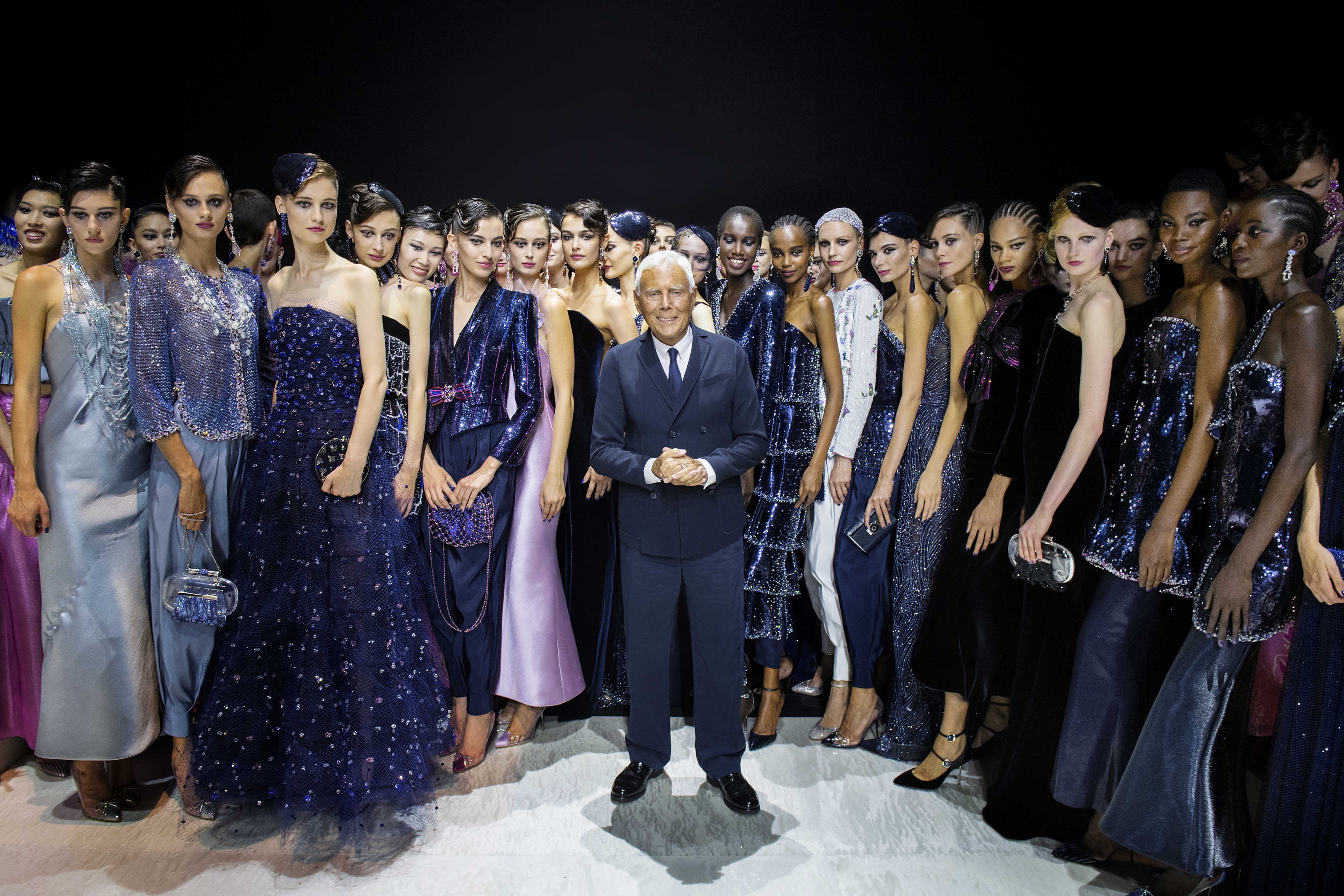 Moda Autunno Inverno 2022 2023 la sfilata Giorgio Armani Priv