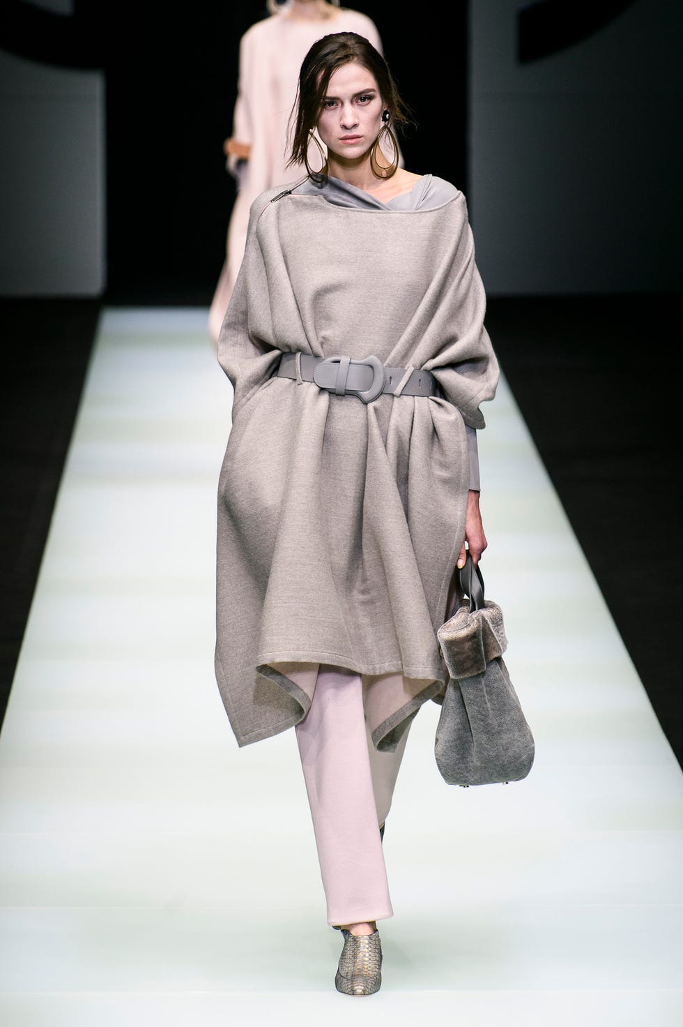 96 Looks From Giorgio Armani Fall 2018 MYFW Show – Giorgio Armani ...