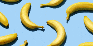 Banana family, Banana, Natural foods, Cooking plantain, Peel, Saba banana, Yellow, Fruit, Food, Plant, 