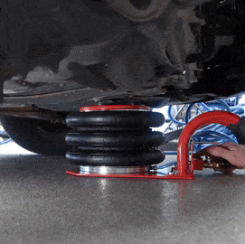 Tested: The Best Car Jacks for 2024 - Car and Driver