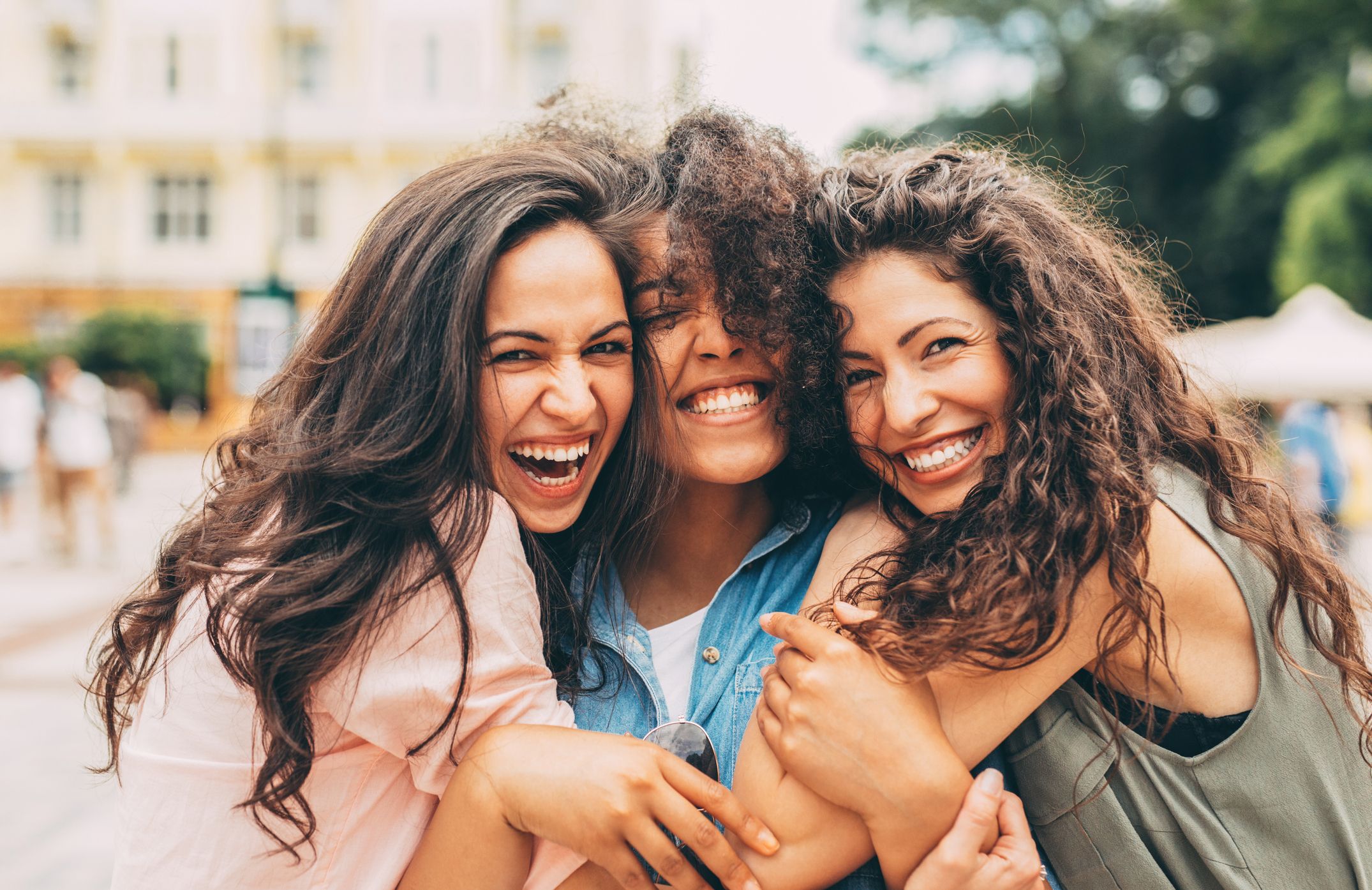 25 Reasons Why You Need Girlfriends - National Girlfriends Day