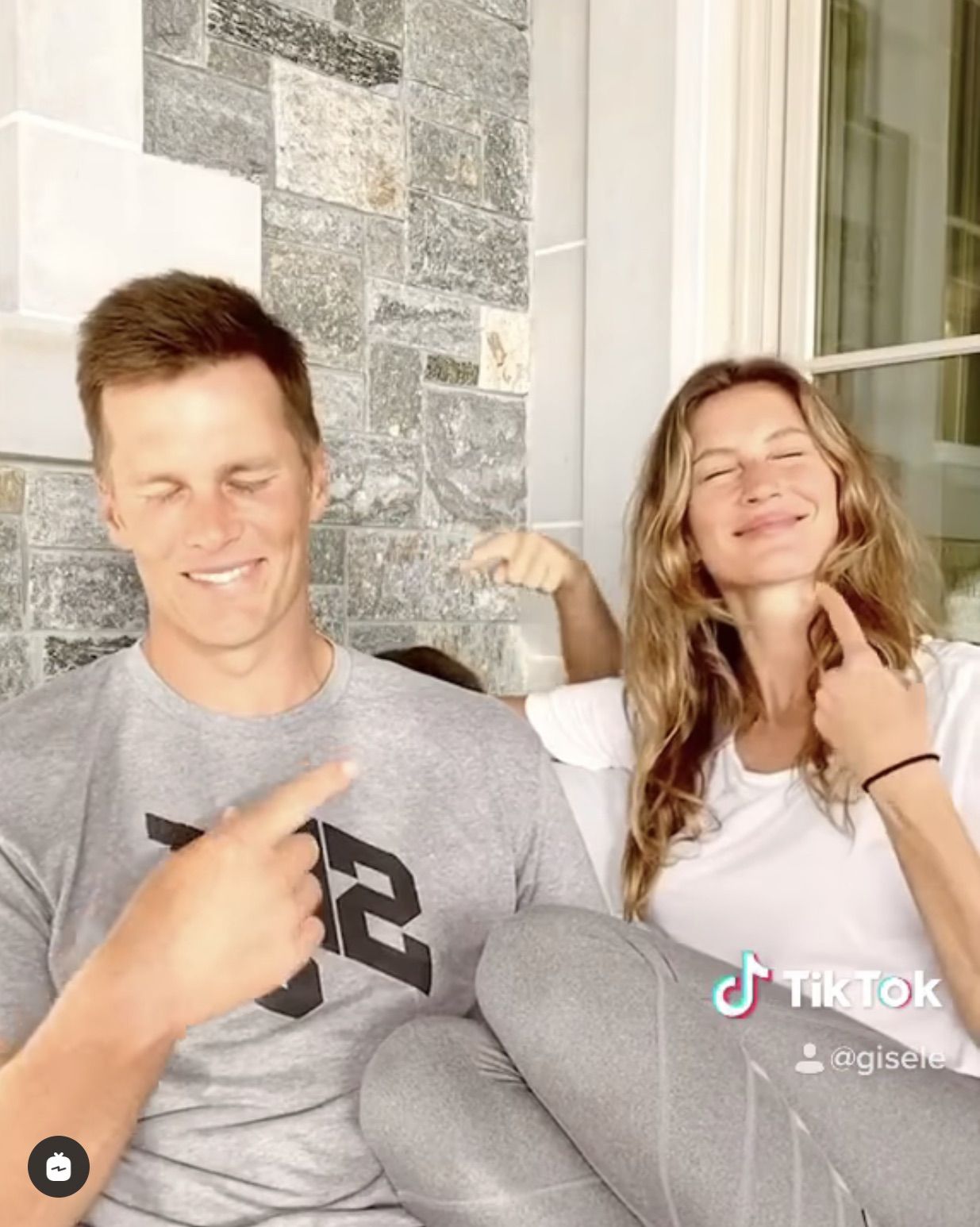 Gisele ﻿B﻿ündchen And Tom Brady Did The TikTok Couples Challenge