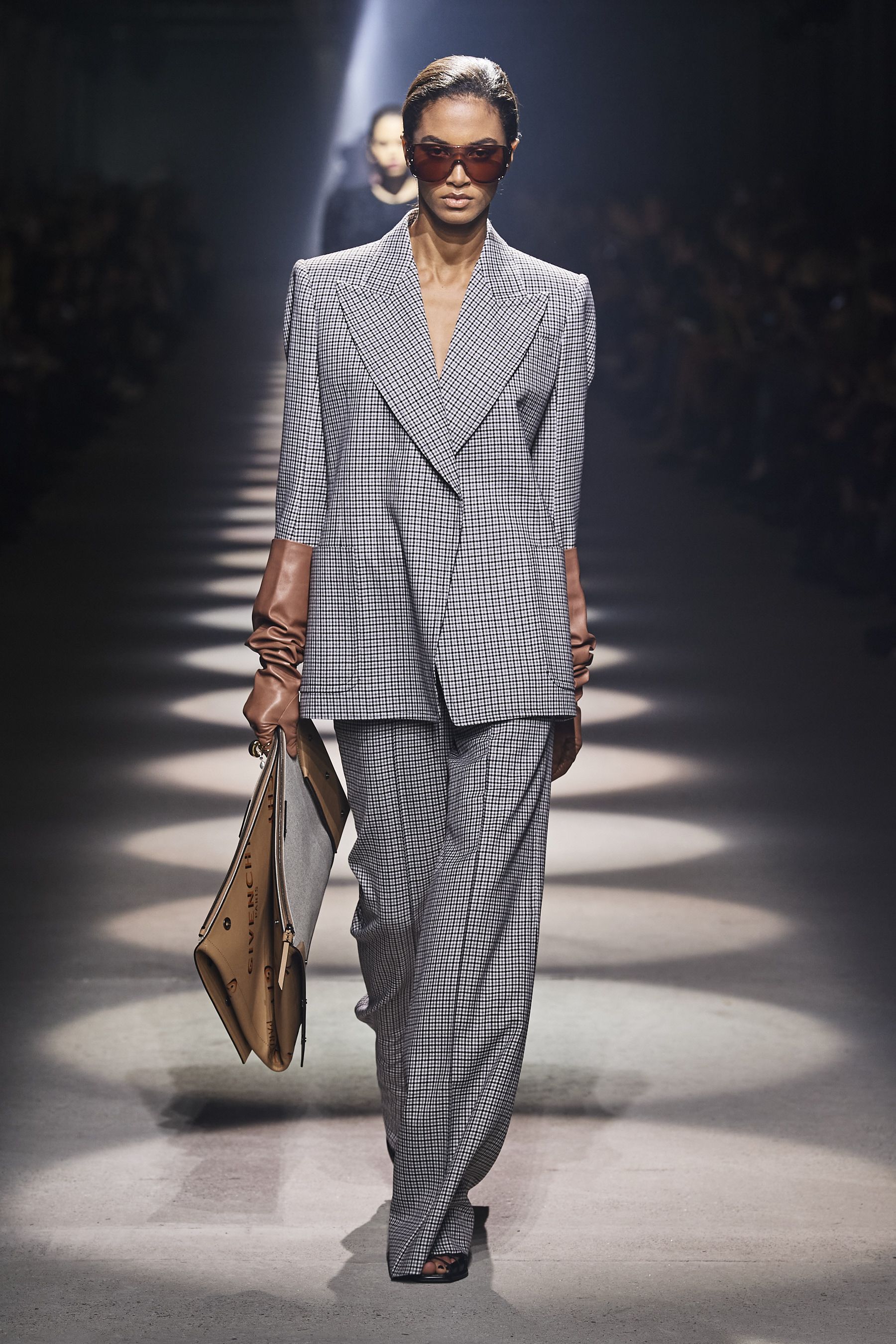 ジバンシィ」（GIVENCHY）｜2020秋冬コレクション