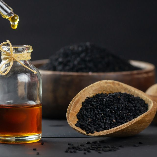 4 Black Seed Oil Benefits to Boost Your Overall Health