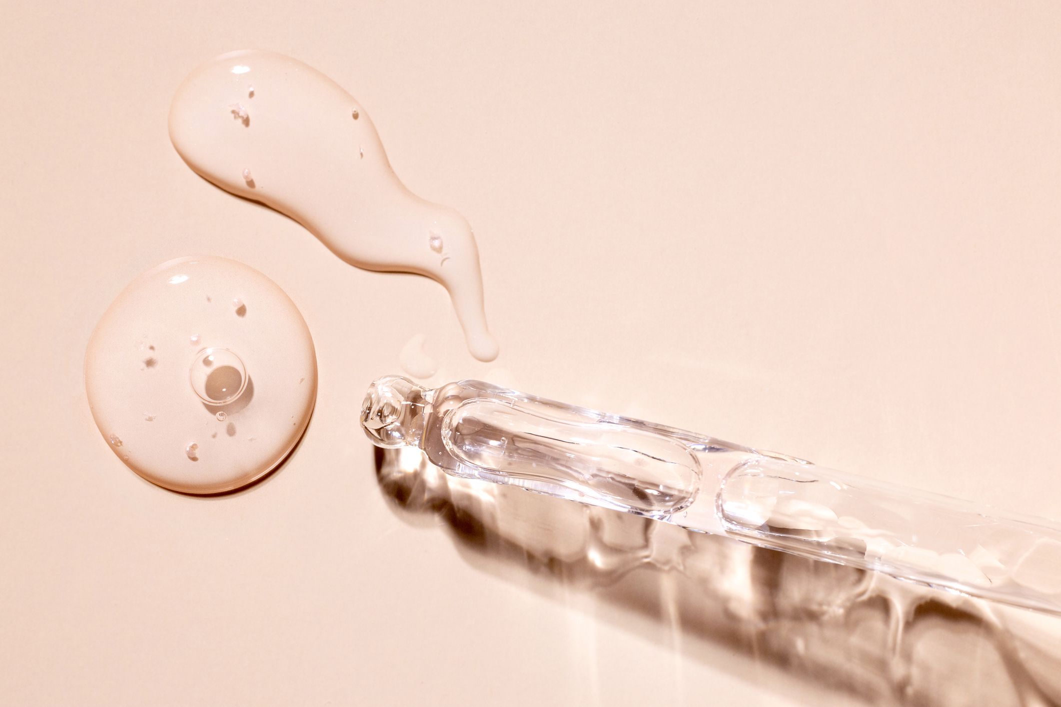 glass-pipettes-with-drops-of- glass-pipettes-with-drops-of-
