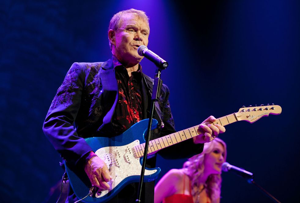 Glen Campbell and his daughter Ashley Photo by Amanda Edwards/Getty Images