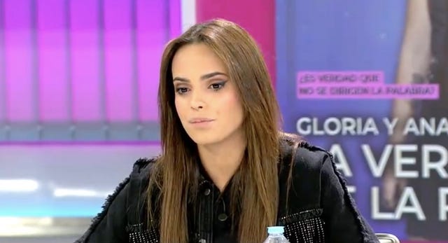 gloria camila