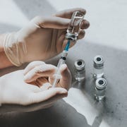 astrazeneca vaccine pfizer vs moderna vs johnson and johnson vs astrazeneca