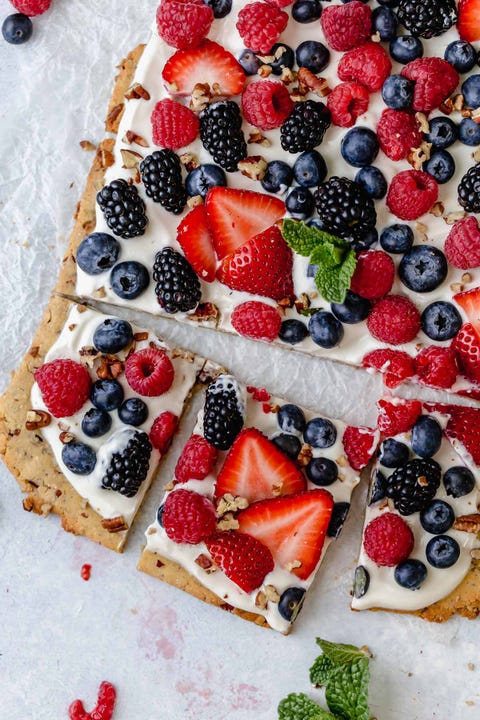 gluten free berry fruit pizza