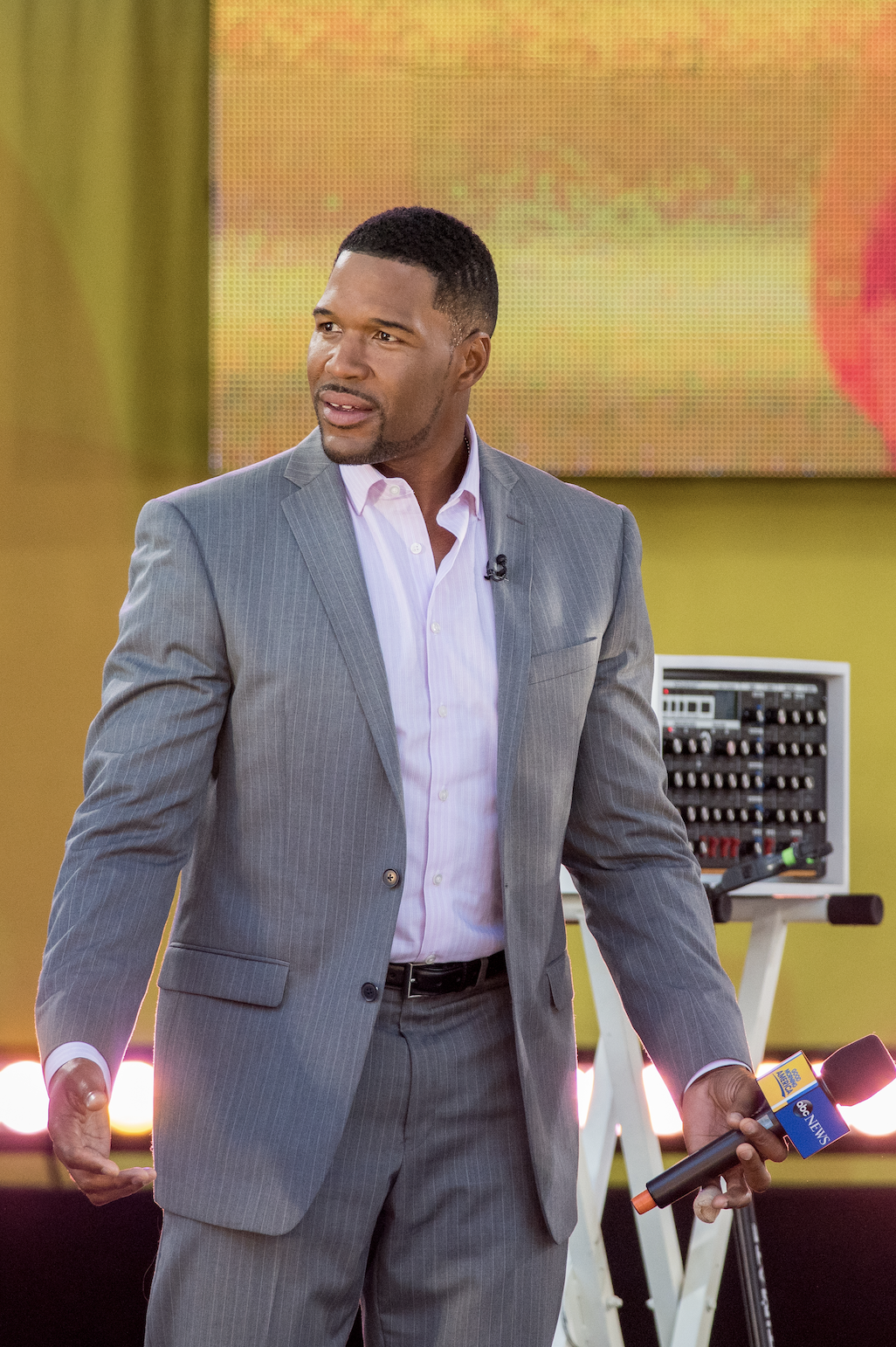 Michael Strahan needed his own TikTok for this 