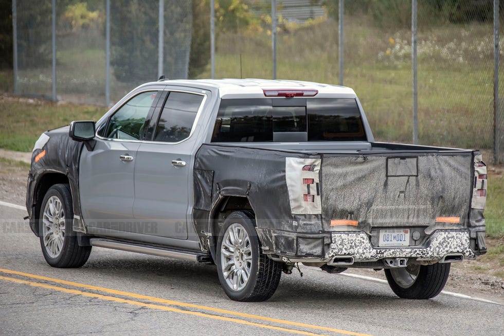 2022 GMC Sierra 1500 Will Get Super Cruise Hands-Free Driving Tech