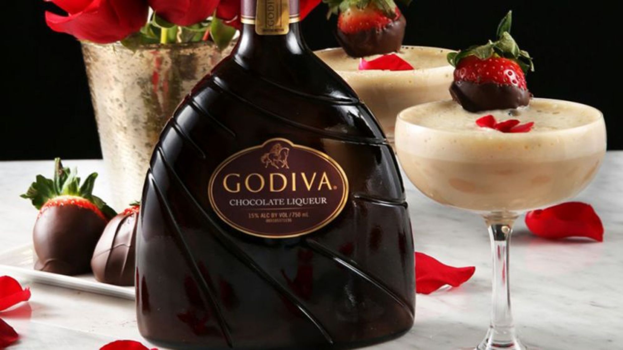 Пару постеров старой рекламы алкоголя. Godiva Chocolate Liqueur История,Алкоголь,Ликеры,Реклама